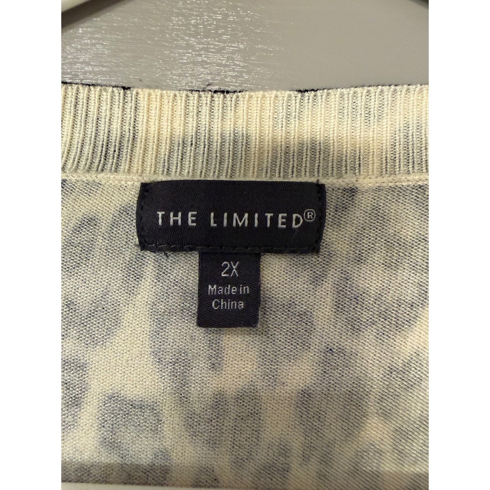 The Limited Leopard Print V Neck Long Sleeve Cardigan Buttoned Sweater Womens 2X - Picture 2 of 5